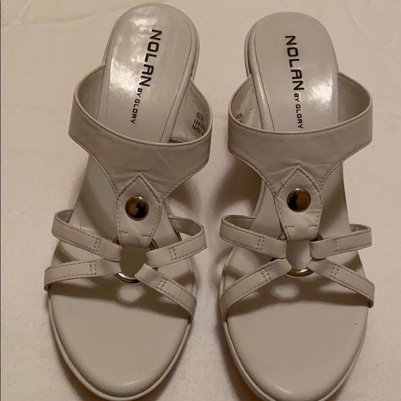 Shoes - Picture 2 of 4